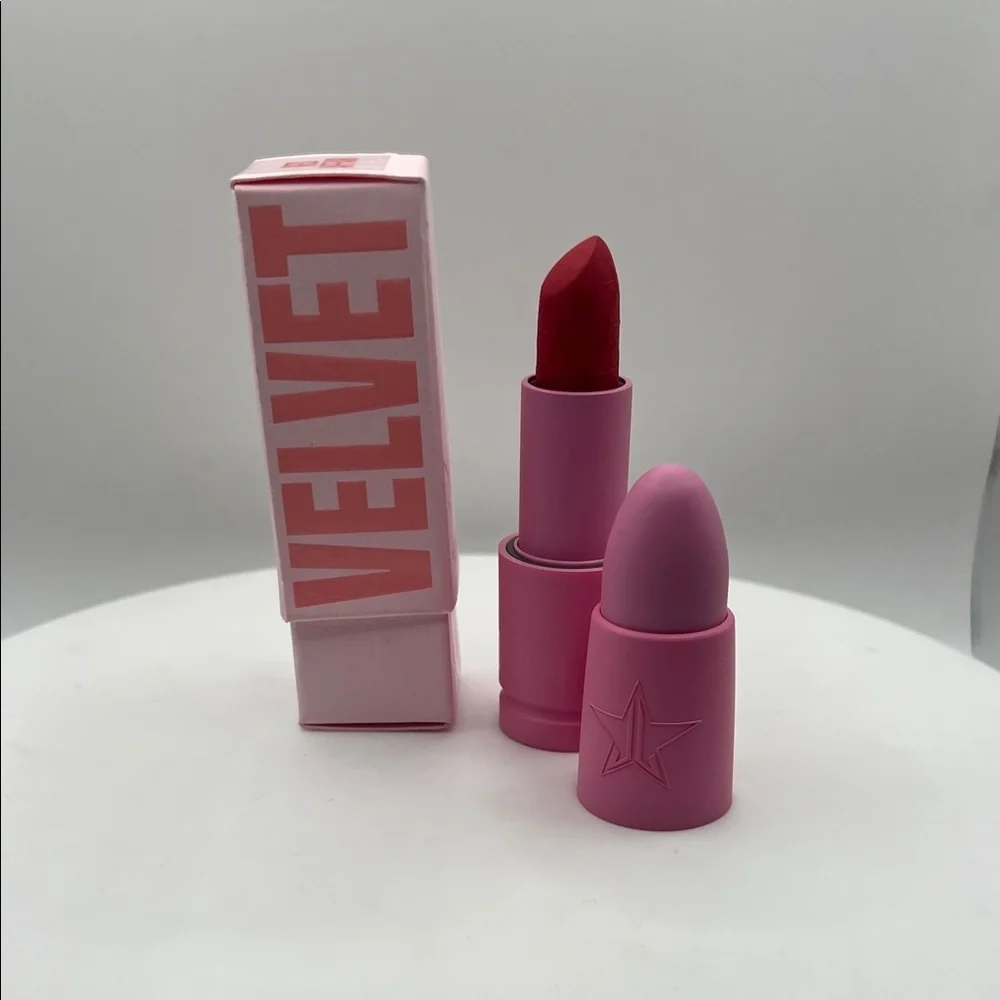 Jeffree Star Red Affair Velvet Lipstick